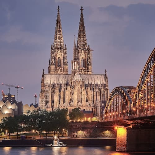 Cologne Ticket Colônia em resumo - descubra os destaques com um local