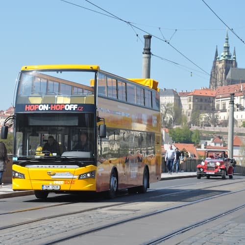 Prague Ticket Hop-on Hop-off em Praga: excursão de ônibus