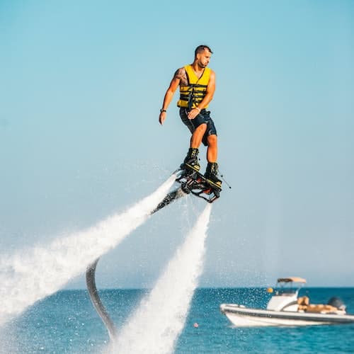 Mykonos Ticket Mykonos Super Paradise Beach: aluguel de flyboard