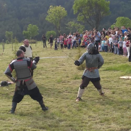 Sliven Ticket Fortaleza Medieval de Tuida: tour guiado em inglês