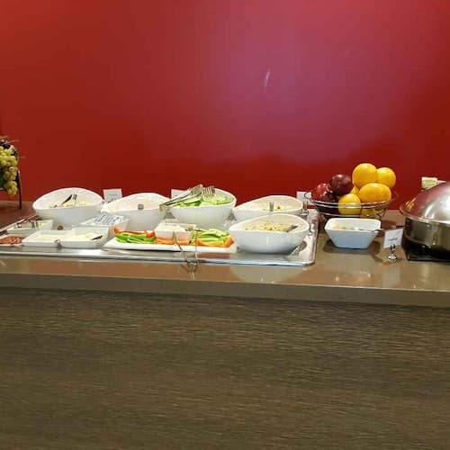 Mississauga Ticket Plaza Premium Lounge no Aeroporto Internacional Pearson de Toronto