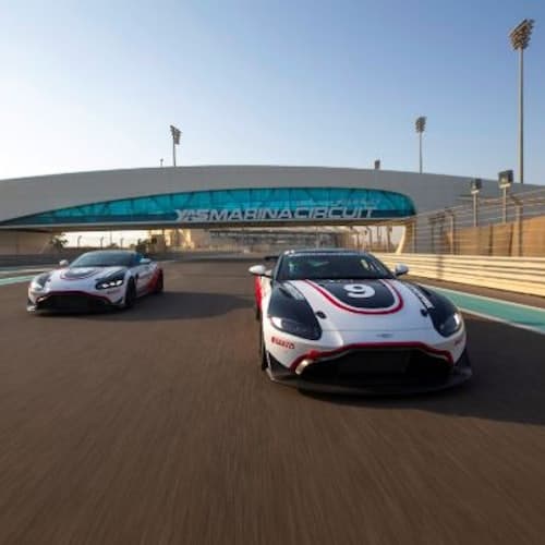 Abu Dabi Ticket Circuito de Yas Marina: Experiência de dirigir na Fórmula Yas 3000