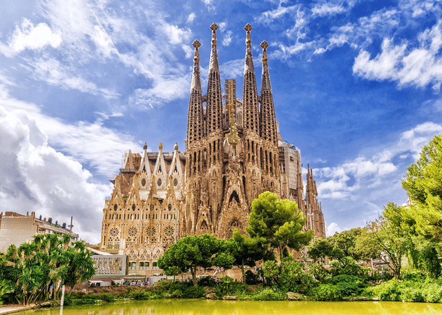 Barcelona Tour Tour Privado en Portugués con Amigo Local en Barcelona (4 horas)