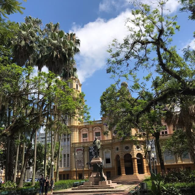 Porto Alegre Tour Walking tour of Porto Alegre&#39;s historic center