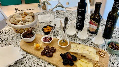 Lisboa Tour Olive Oil and Wine Tasting in Lisbon 