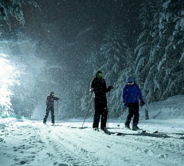 San Carlos de Bariloche Ticket Winter Night: Night Ski Lessons at Cerro Otto