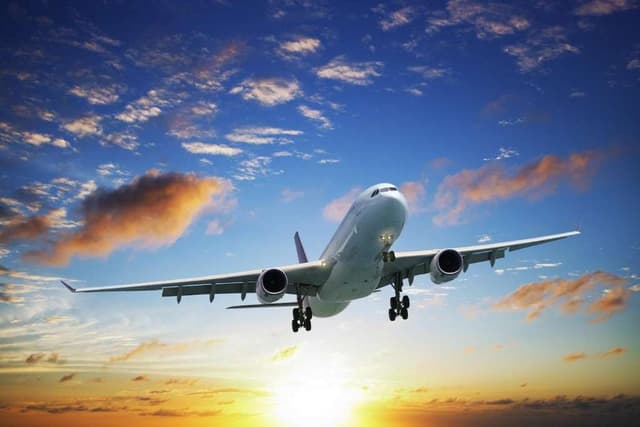 Prague Tour Shared Transfer from Prague Airport to Hotel