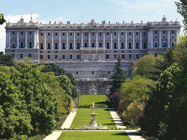 Madri Ticket Visita guiada al Palacio Real con acceso preferente
