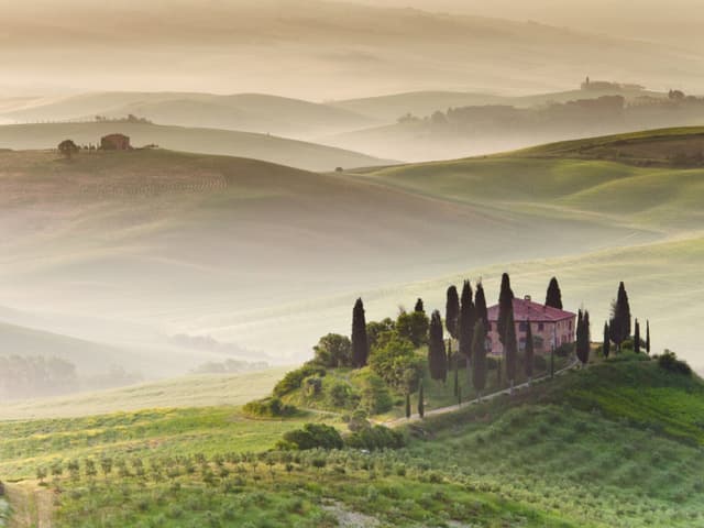 Roma Tour The best of Tuscany with a 3-course lunch and wine tasting included