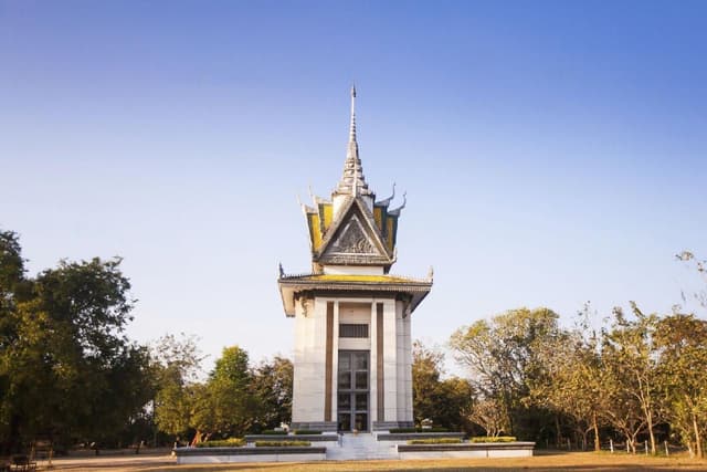 Phnom Penh Ticket S21 é Killing Fields de Tuk Tuk