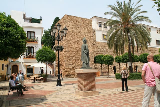 Fuengirola Tour Mijas, Marbella and Puerto Banús