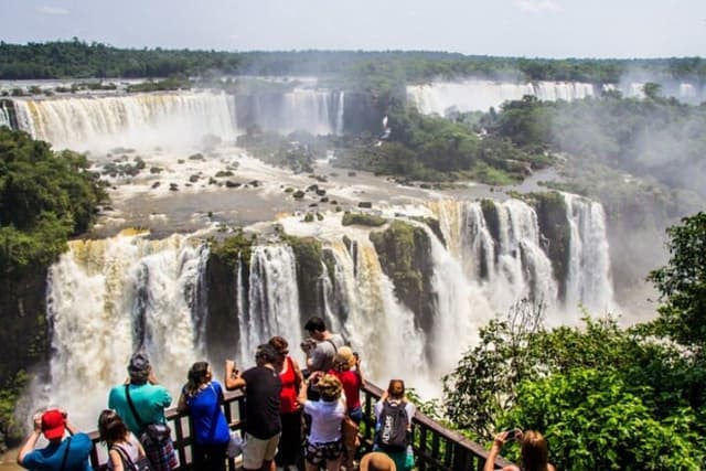 Foz do Iguaçu Tour Tour privado a las Cataratas de Argentina y Brasil con entradas prioritarias
