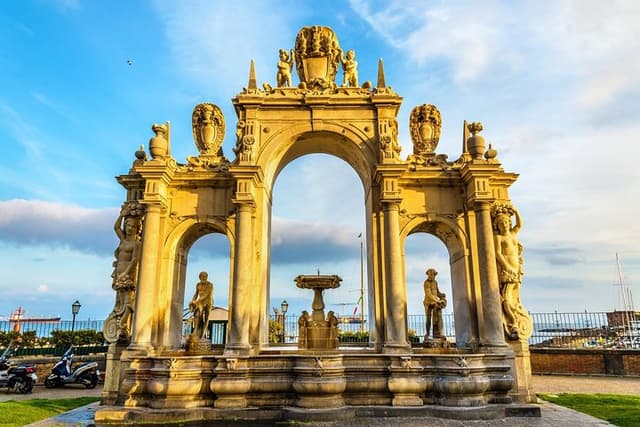 Condado de Collier Ticket Excursão no centro histórico de Nápoles com entrada subterrânea