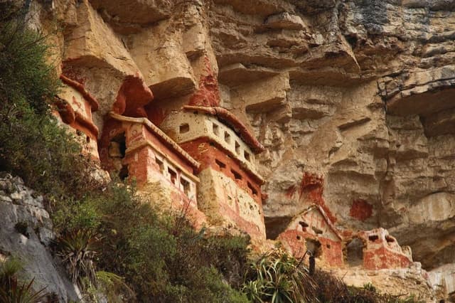 Chachapoyas Ticket Mausoleos Revash y Misión del Museo Leymebamba