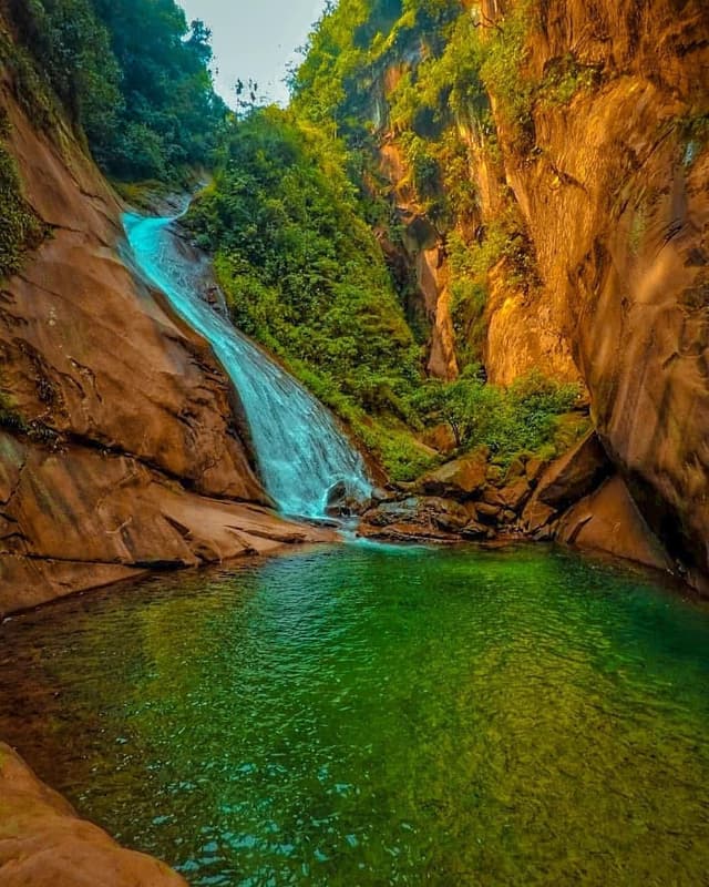 Coronel Portillo Tour Descubra la belleza de las cascadas del Padre Abad