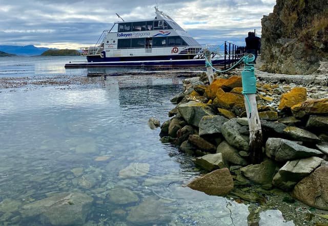 Ushuaia Tour Navegando alrededor de la Isla Redonda: Una experiencia inolvidable en el Fin del Mundo
