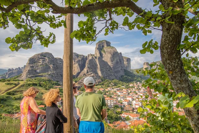 Athens Ticket 2-Day Small-Group Meteora Tour from Athens