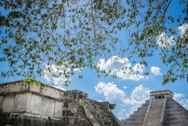 Cancún Tour Chichen Itza, Cenote, Coba, and Valladolid Tour with Lunch
