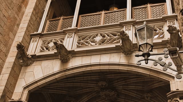Barcelona Tour Photogenic Barcelona – Professional Photo Shoot: Instagram Vibes