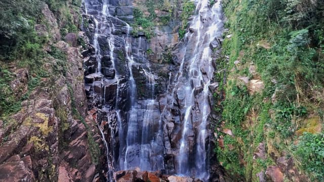 Ubatuba Tour Passeio à Cachoeira de Água Branca