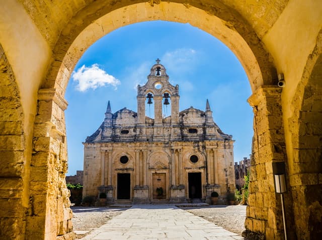 Rethimno Tour Tour of the City of Rethymno including the Arkadi Monastery and Margarites