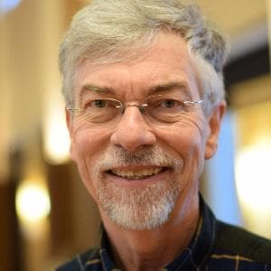 Artur (Official Guide)