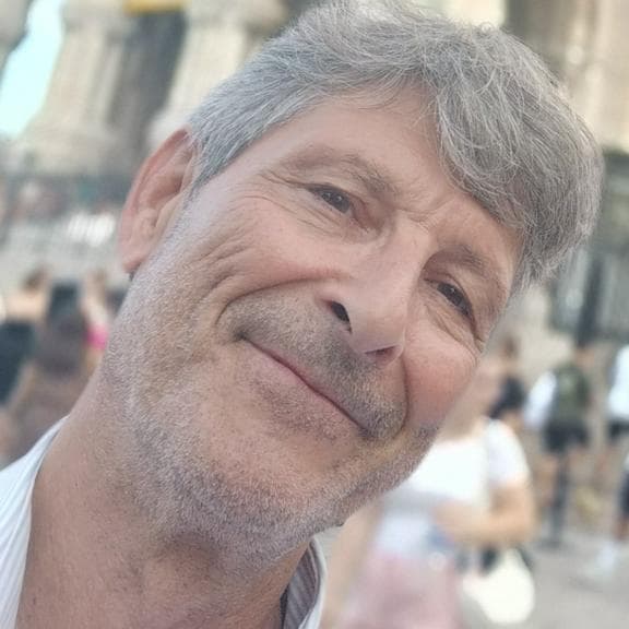 Augusto José (Official Guide)