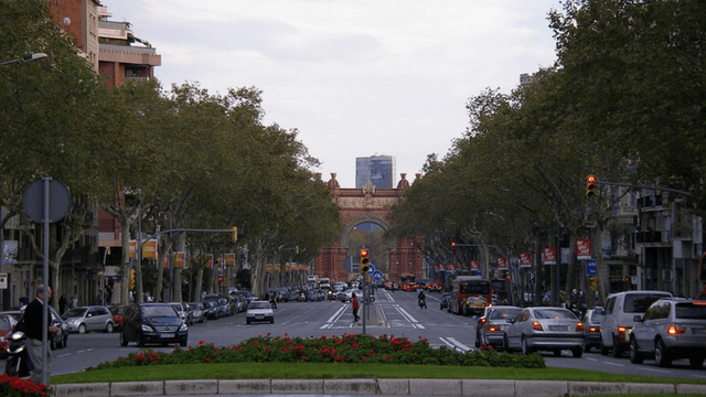 Barcelona Tour From Modernism to Gothic with La Boqueria and Las Ramblas