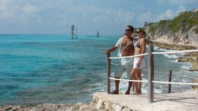 Cancún Tour Isla Mujeres com Parque Garrafon Cancún
