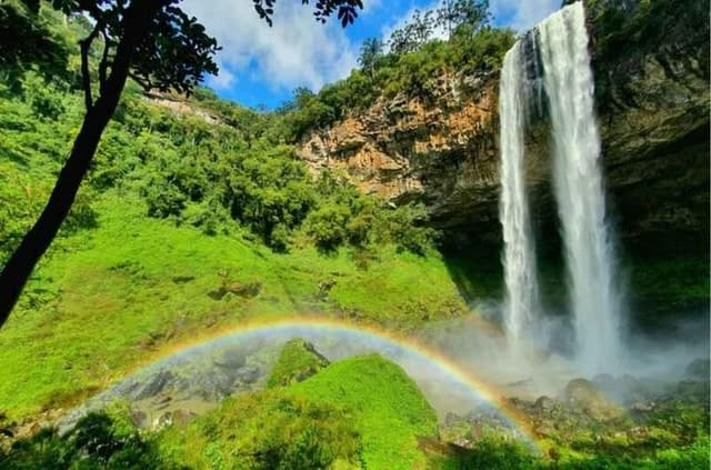 Gramado Tour Tour pé na cascata Bate e Volta em Gramado