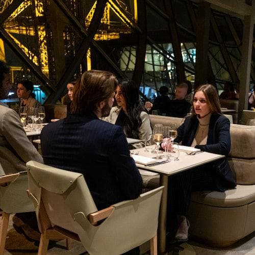 Paris Ticket Torre Eiffel: Jantar no Madame Brasserie