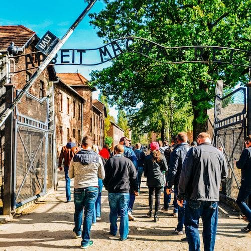 Krakow Ticket Auschwitz Birkenau Tour Guiado com Entrada VIP Prioritária