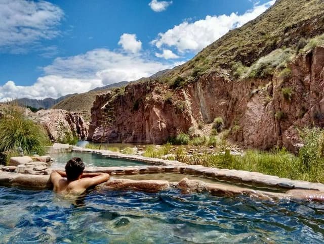 Mendoza Tour Full day Spa Termas de Cacheuta com almoço saindo de Mendoza