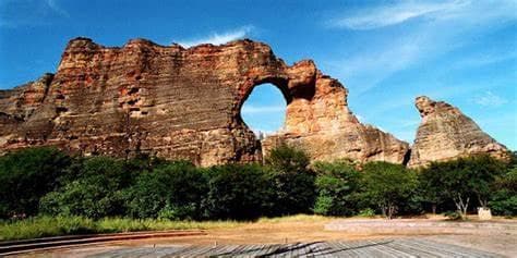 Parnaíba Tour Experiência privativa em Sete Cidades saindo de Parnaíba