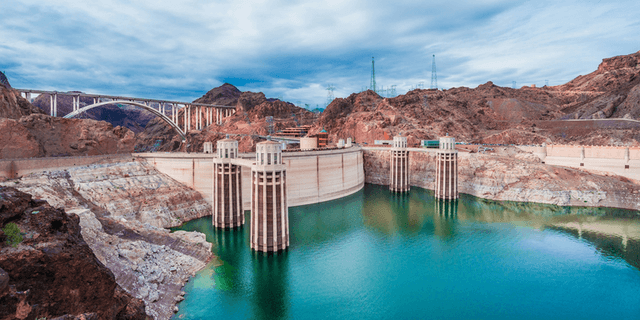 Las Vegas Tour Represa Hoover com Passeio de Barco no Lago Mead