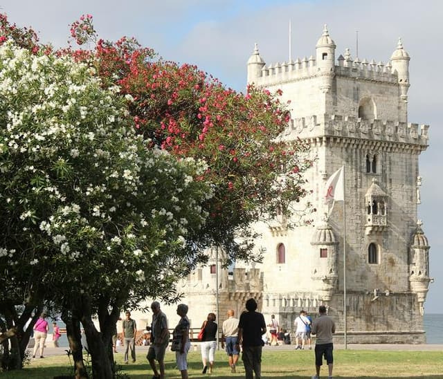 Lisboa Tour Circuito Turístico linha do Castelo Hop-On Hop-Off em Lisboa