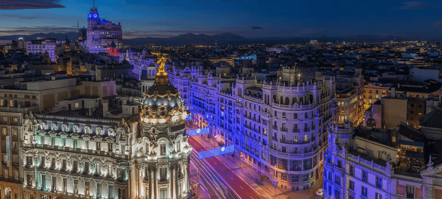 Madri Tour  Walking Tour in Portuguese with a Local Friend in Madrid 