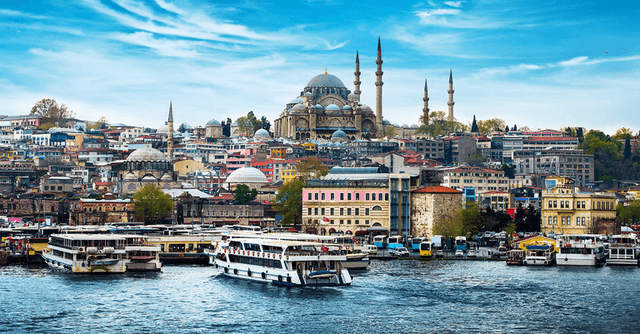 Istambul Tour Private Tour in Portuguese with Local Friend in Istanbul (4 hours)