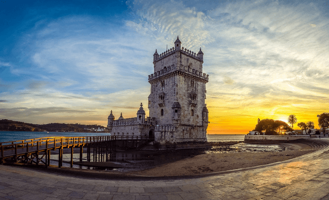 Lisboa Tour Passeio de Tuk Tuk por Belém saindo de Lisboa