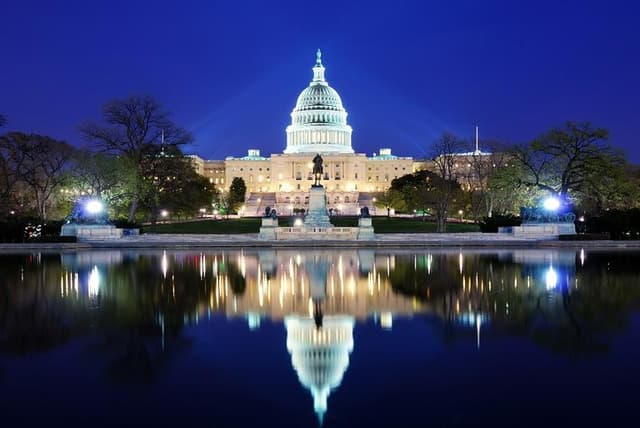 Washington Tour City Tour Noturno – Washington, DC - Privativo 