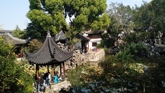 Shanghai Tour City tour - Jardim Yuyuan, Templo do Buda de Jade e Shanghai Tower